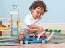 Dřevěné hračky Le Toy Van Tahač s autíčky Race