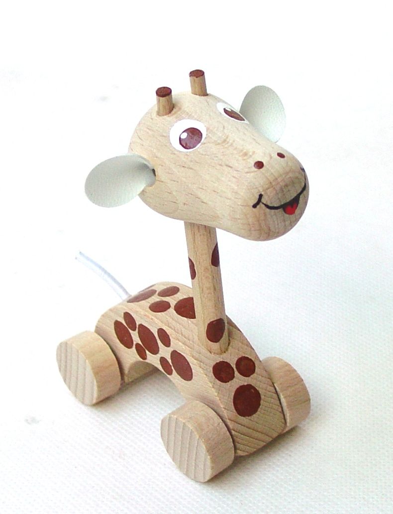 Dřevěné hračky Jezdící zvířátka na kolečkách – Žirafa Česká dřevěná hračka
