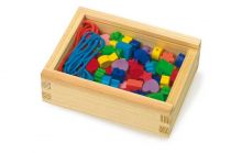 Dřevěné hračky Small Foot Dřevěné navlékací korálky tvary v krabičce Small foot by Legler