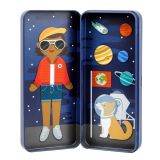 Dřevěné hračky Petit Collage Magnetické puzzle Kosmonautka
