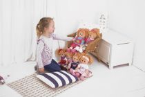 Dřevěné hračky Bigjigs Toys Látková panenka Laura 34 cm