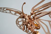 Dřevěné hračky Ugears 3D dřevěné mechanické puzzle Motýl