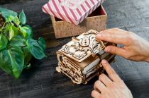 Dřevěné hračky Ugears 3D dřevěné mechanické puzzle Starožitná šperkovnice