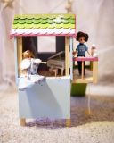 Dřevěné hračky Lottie Dřevěný zahradní domeček pro panenky