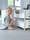 Dřevěné hračky small foot Skříň pro panenky Little Button
