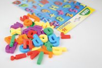Dřevěné hračky Lena Magnetická barevná písmena