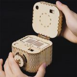 Dřevěné hračky RoboTime 3D dřevěné mechanické puzzle Šperkovnice