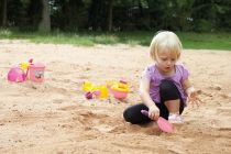 Dřevěné hračky Lena Lopatka na písek stavební žlutá