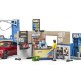 Dřevěné hračky Bruder Čerpací stanice s autem a 2 figurkami