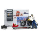 Dřevěné hračky Bruder Motodílna s motorkou Ducati a figurkou