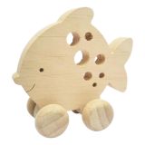 Dřevěná hračka na kolečkách, různé druhy rybka