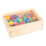 Dřevěné hračky Small Foot Dřevěné navlékací korálky tvary v krabičce Small foot by Legler
