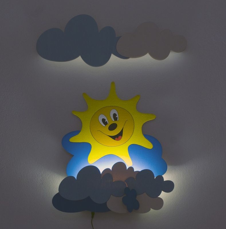 Dřevěné hračky DoDo Dětská LED lampička sluníčko s mráčky