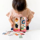 Dřevěné hračky Petit Collage Magnetické puzzle Umělkyně