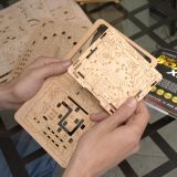 Dřevěné hračky EscapeWelt 3D dřevěná mechanická skládačka hlavolamu Orbitální schránka