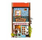 Dřevěné hračky RoboTime miniatura domečku k zavěšení Sofiina pekárna