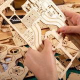 Dřevěné hračky RoboTime dřevěné 3D puzzle Závodní auto