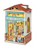 Dřevěné hračky RoboTime miniatura domečku Knihkupectví Free Time