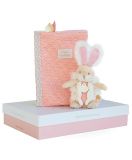 Dřevěné hračky Doudou Dárková sada - růžový plyšový králíček a pouzdro na plenky Doudou et Compagnie Paris