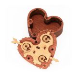 Dřevěné hračky iDventure Trezor dřevěné srdce