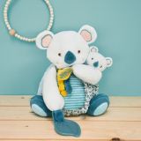 Dřevěné hračky Doudou Dárková sada - koala Yoca s miminkem 25 cm Doudou et Compagnie Paris