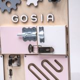 Dřevěné hračky Manibox Senzorická deska Activity board Gosia - střední