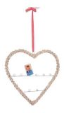 Dřevěné hračky small foot Bytové dekorace proutěné srdce s držákem na fotografie