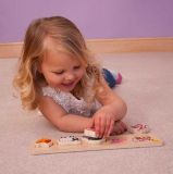 Dřevěné hračky Bigjigs Baby Dřevěné vkládací puzzle farma Bigjigs Toys