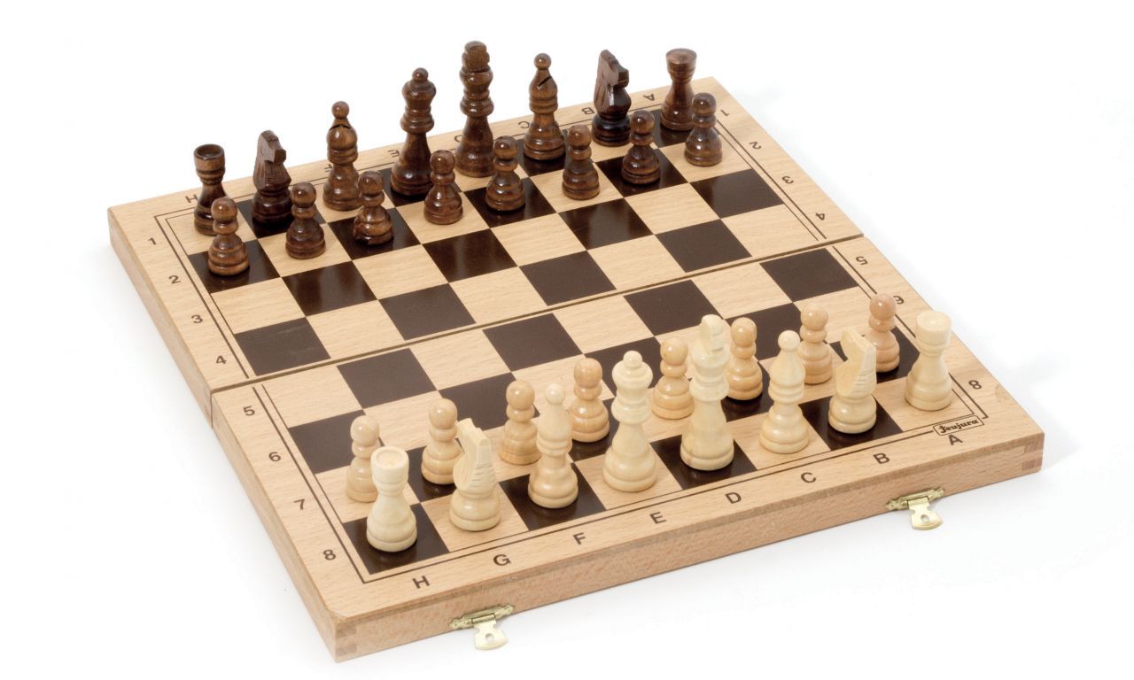 Dřevěné hračky Jeujura Šachy v dřevěném skládacím boxu