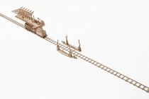 Ugears 3D dřevěné mechanické puzzle Železniční přejezd s 4 m kolejí